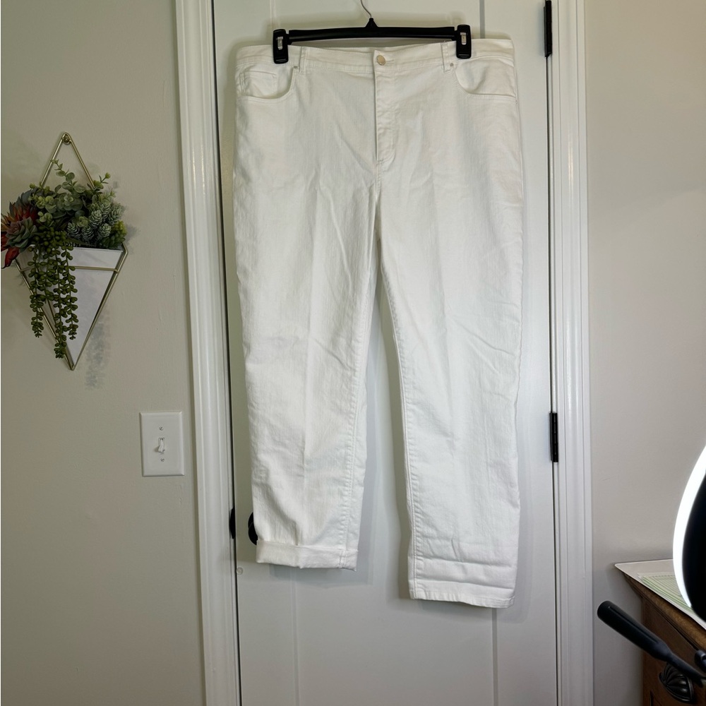 Ann Taylor White Denim Jean